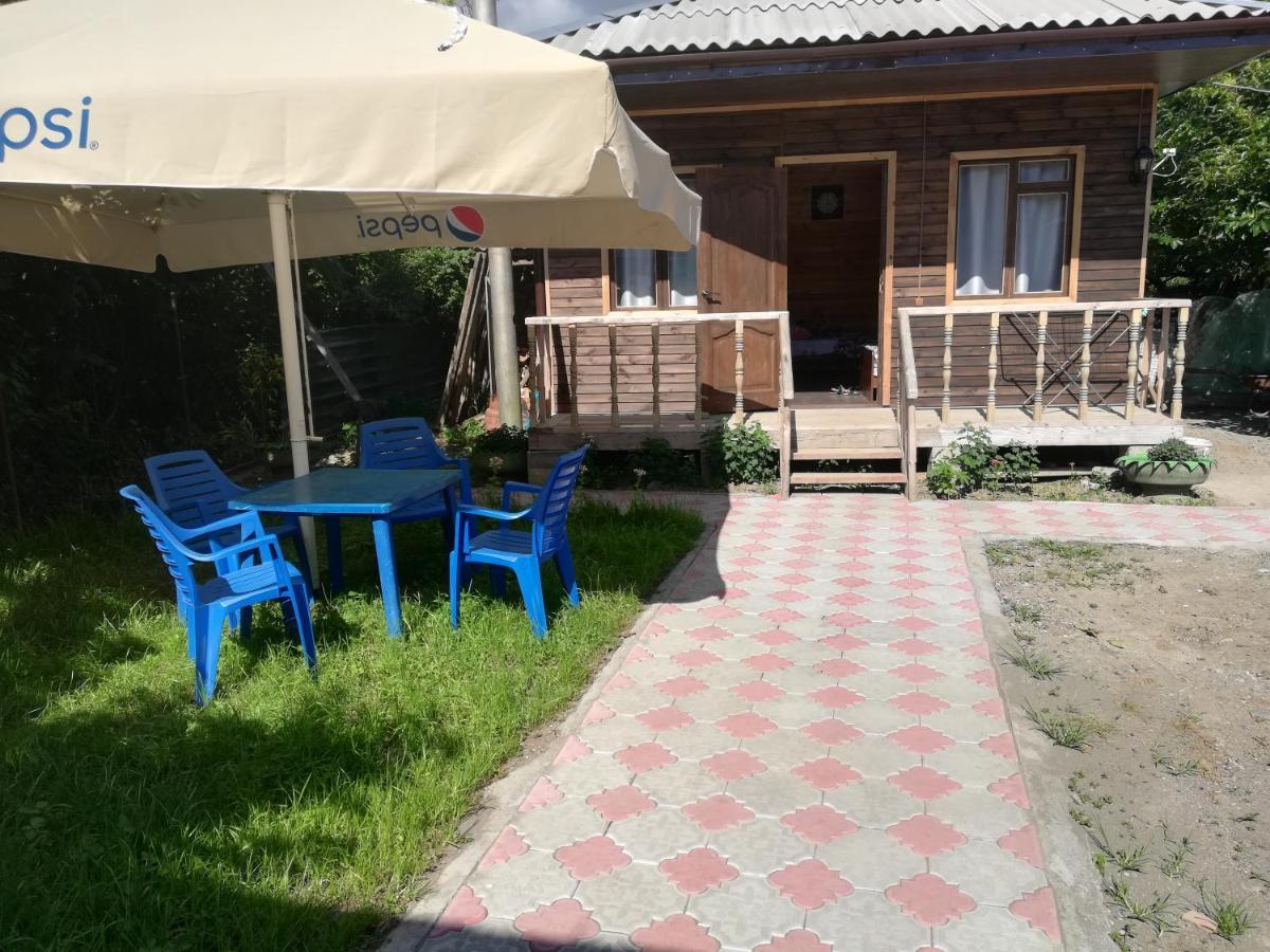 Домик Для Семьи Alakhadzy Esterno foto